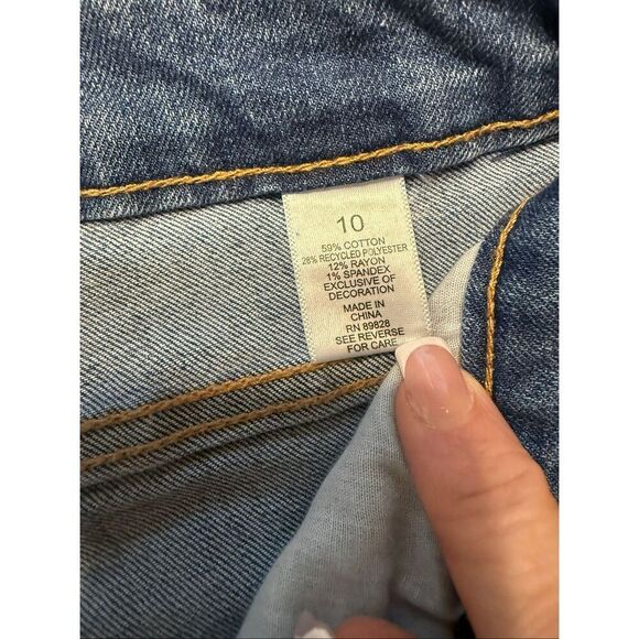 LOGO by Lori Goldstein Shadow Patch Boyfriend Jeans Size 10 - Picture 7 of 10